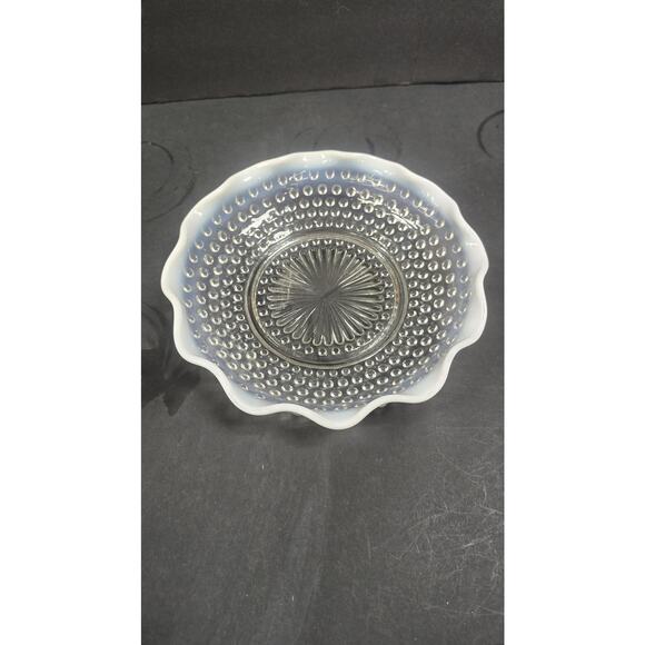 Vintage Moonstone Hobnail Opalescent Glass Ruffled Edge Bowl Dish Clear White - Picture 1 of 6
